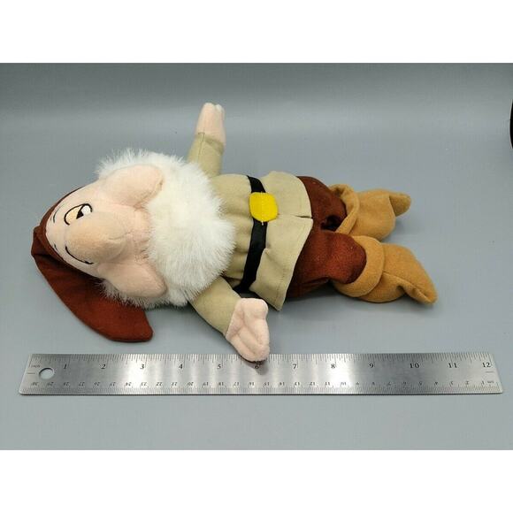 RARE Walt Disney World Sleepy Brown Hat Plush Snow White Dwarf Factory Error - Picture 2 of 12